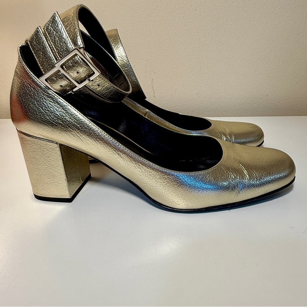 Saint Laurent Gold Block Heel Shoes - Picture 2 of 16